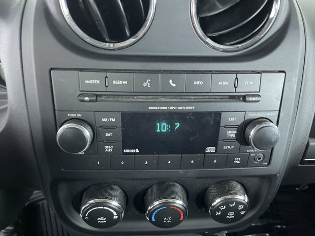 Used 2017 Jeep Patriot High Altitude image 21