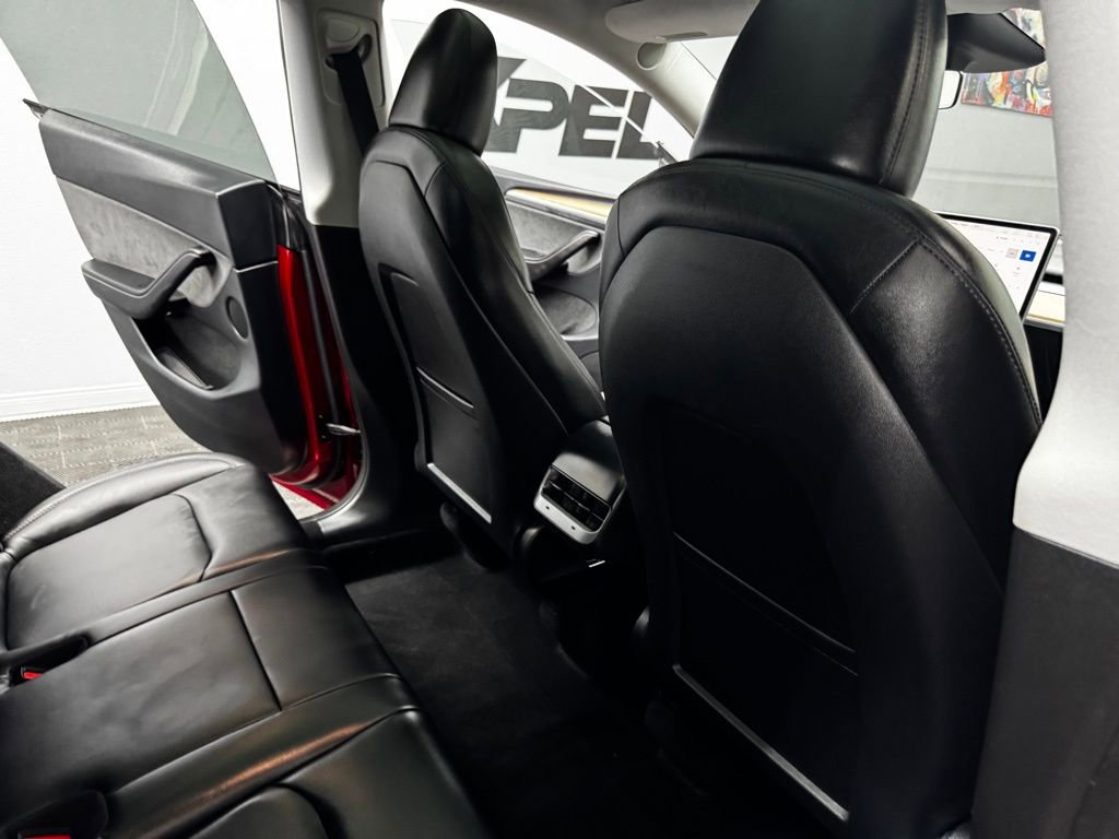 Used 2024 Tesla Model Y Long Range image 47