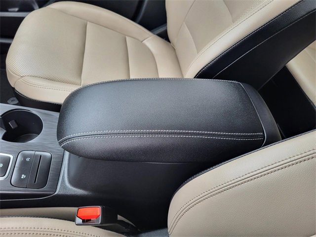 Used 2021 Ford Escape SEL image 11