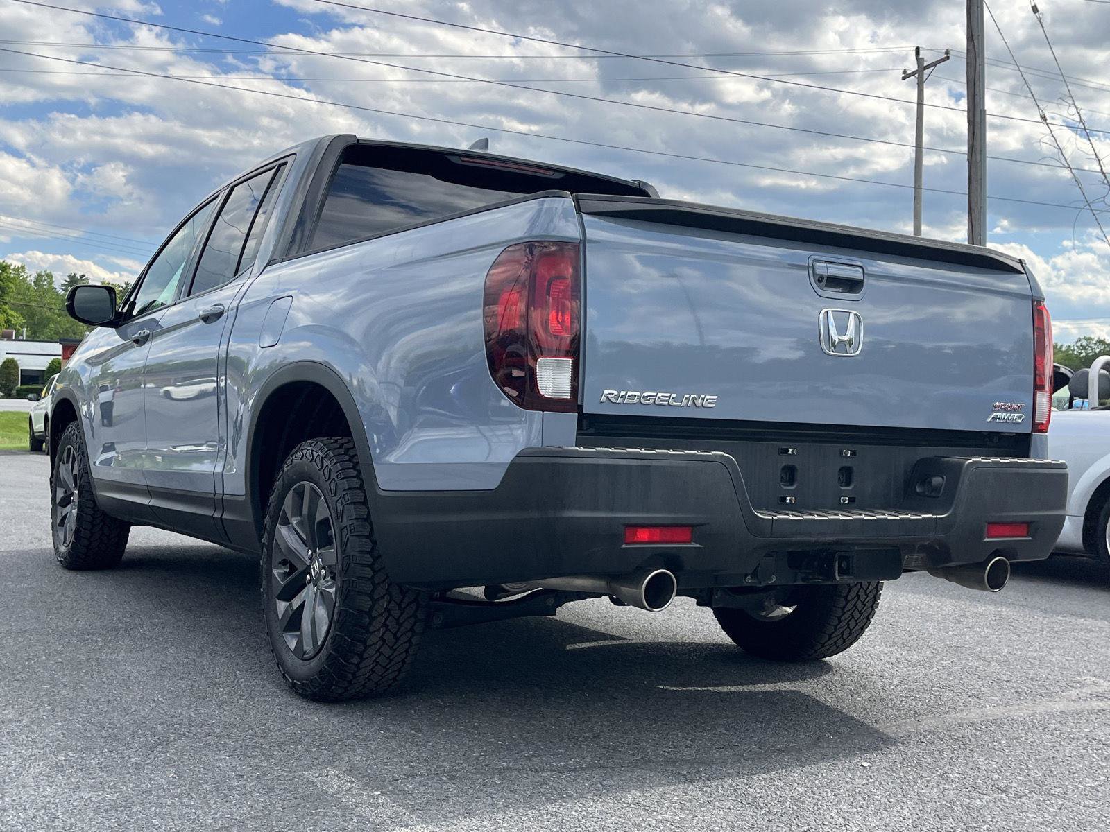 Certified 2023 Honda Ridgeline Sport image 9