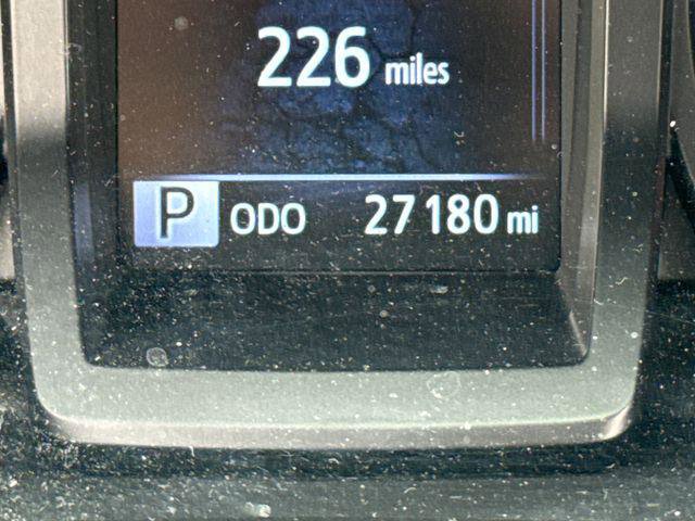 Certified 2023 Toyota Tacoma SR AWD/4WD image 25