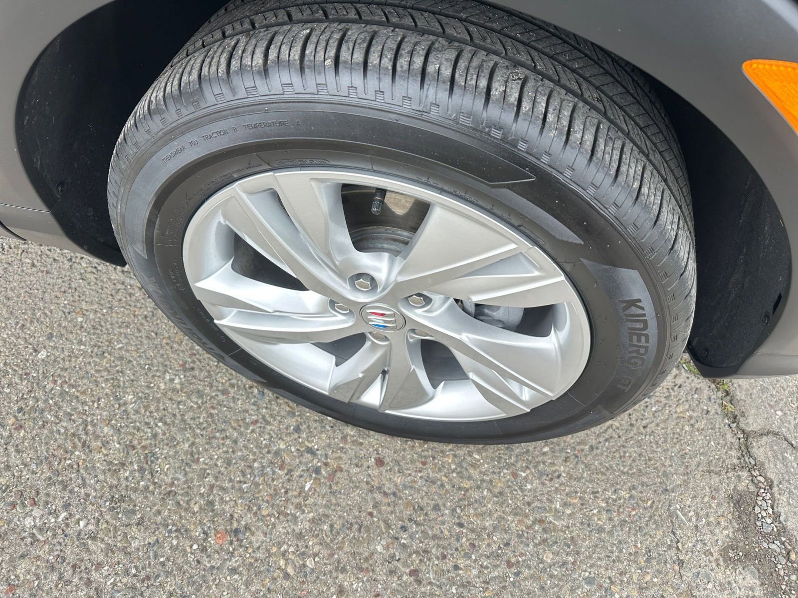 Used 2025 Buick Encore GX Preferred image 30