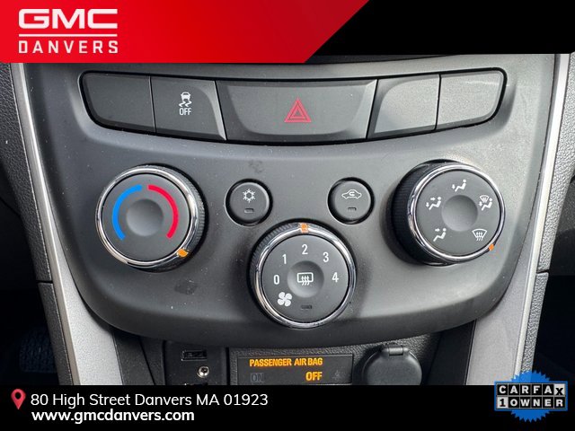 Used 2022 Chevrolet Trax LT w/ LT Convenience Package image 15