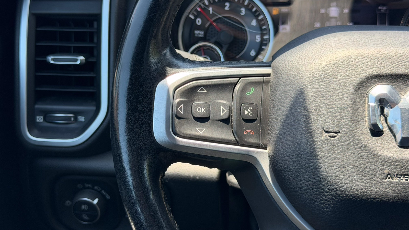 Certified 2019 RAM 1500 Big Horn AWD/4WD image 22