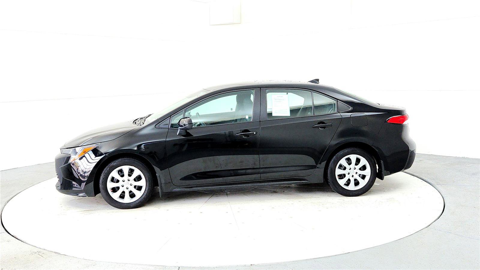 Used 2023 Toyota Corolla LE w/ Carpet Mat Package (TMS) image 3