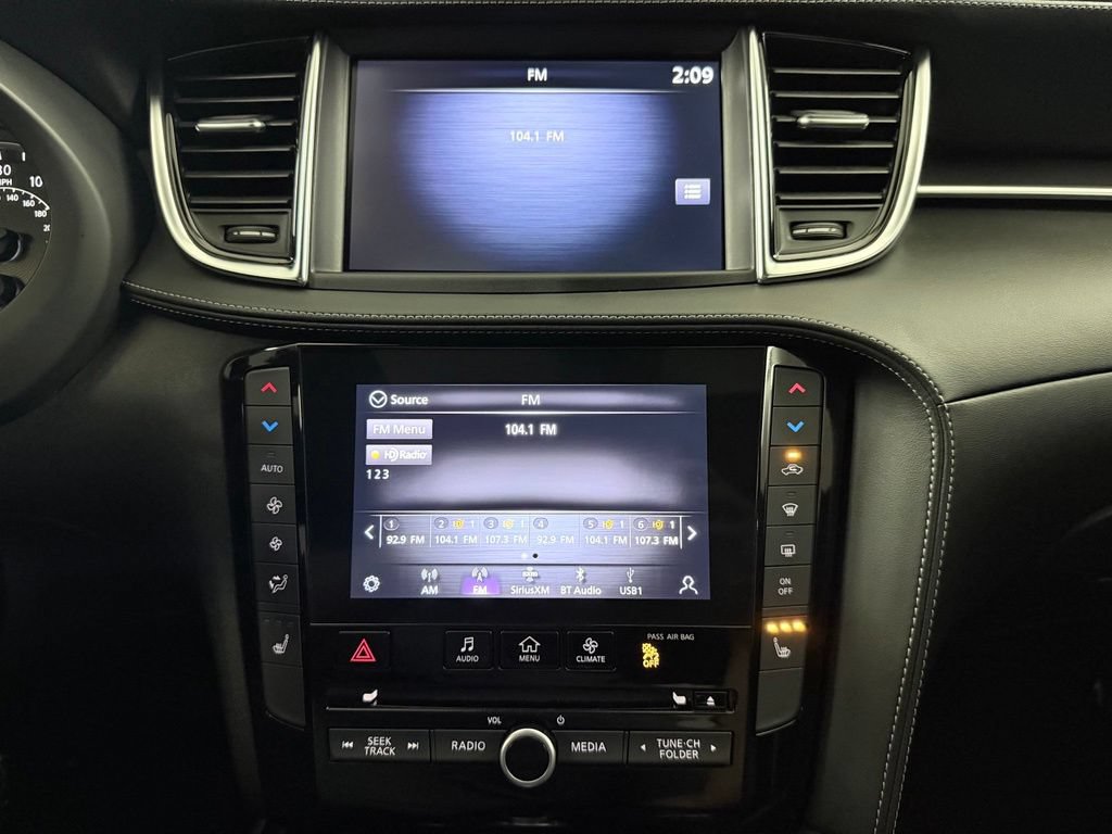 Certified 2022 INFINITI QX55 Luxe w/ Cargo Package AWD/4WD image 18