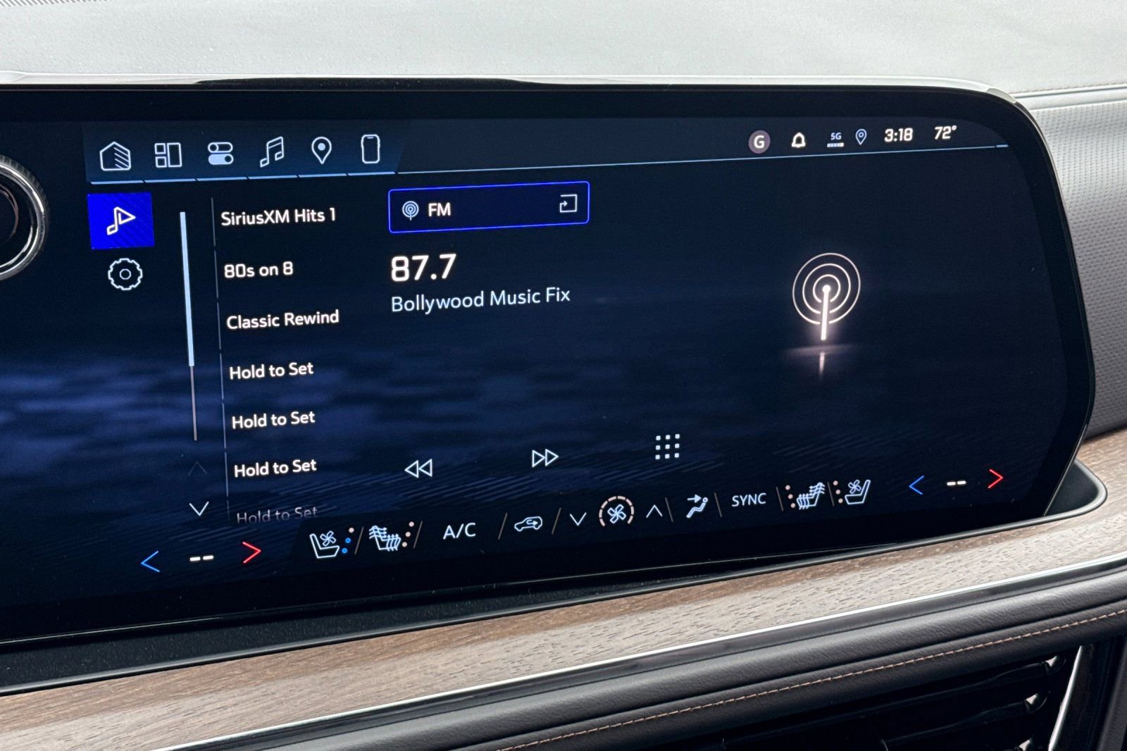 New 2026 Chevrolet Suburban High Country w/ Sun And Tow Package image 19