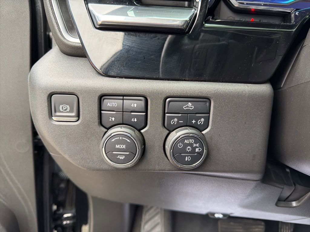 Certified 2022 Chevrolet Silverado 1500 LT Trail Boss w/ Protection Package AWD/4WD image 23