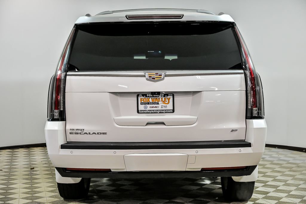 Used 2017 Cadillac Escalade ESV Platinum AWD/4WD image 7
