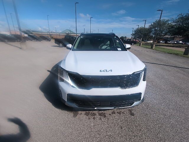 Used 2024 Kia Sorento S w/ Panoramic Sunroof Package FWD image 14