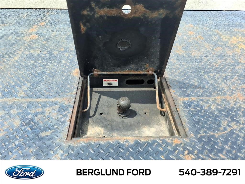 Used 2023 Ford F550 4x4 Crew Cab Super Duty image 18