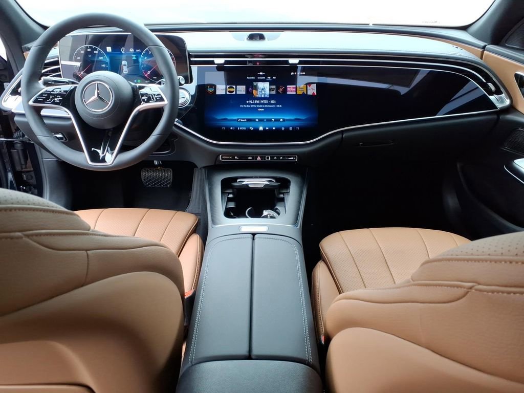 New 2026 Mercedes-Benz E 350 4MATIC Sedan image 28