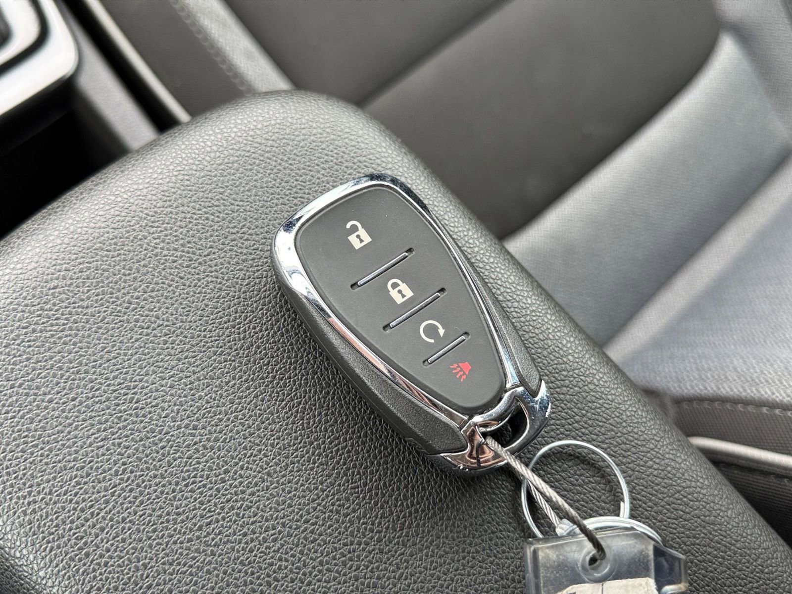 Used 2025 Chevrolet TrailBlazer LT image 23