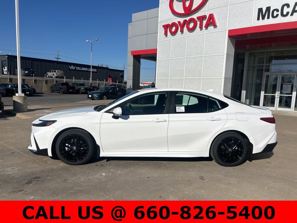 New 2026 Toyota Camry SE image 6