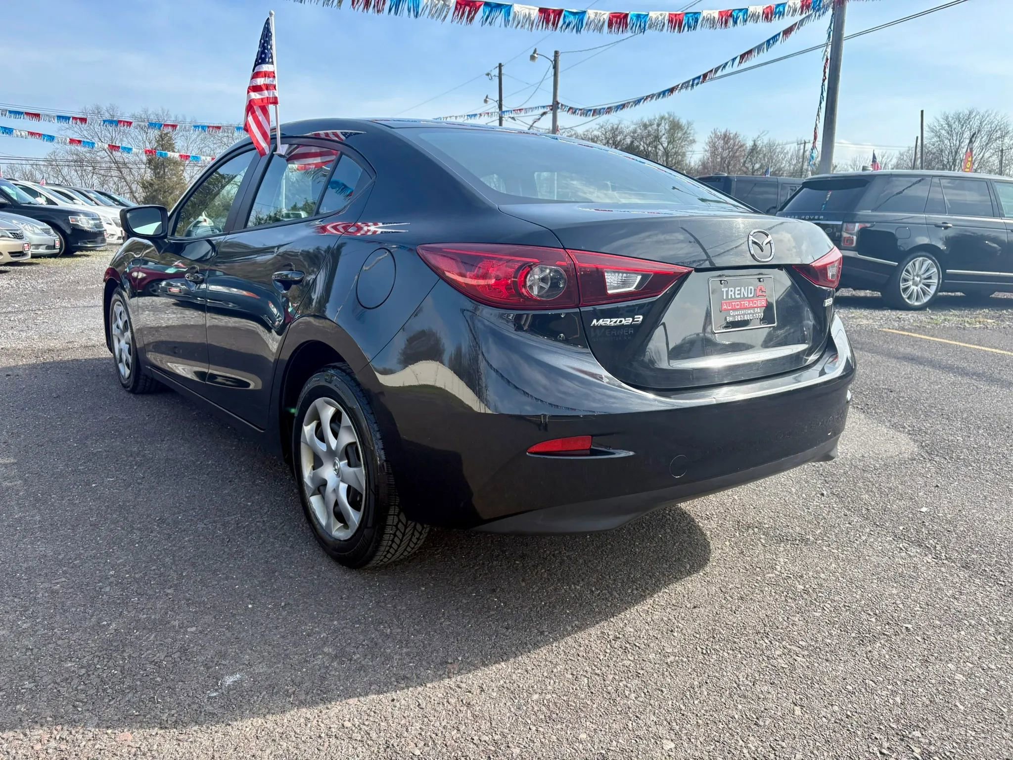 Used 2014 MAZDA MAZDA3 i Sport image 3