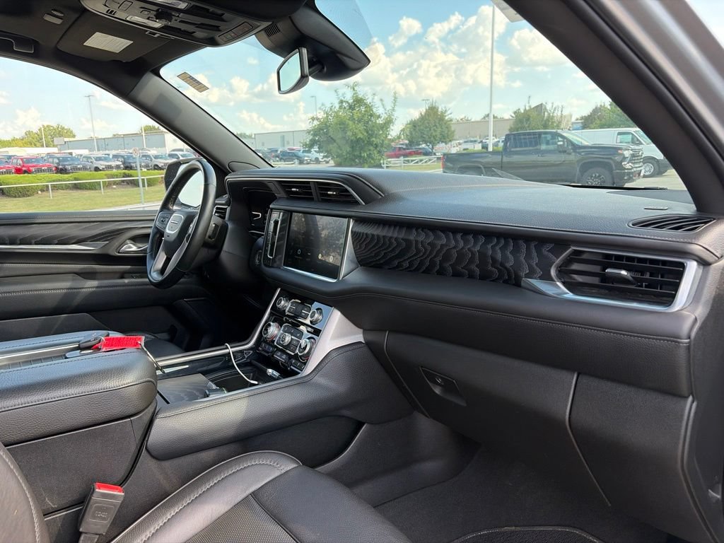 Used 2023 GMC Yukon Denali AWD/4WD image 33