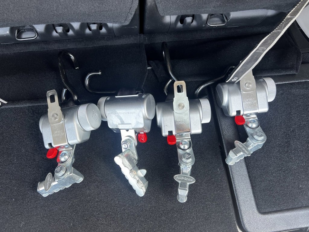 Used 2022 Chrysler Voyager LX image 32