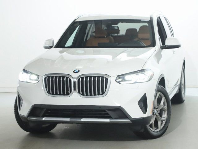 Certified 2022 BMW X3 xDrive30i w/ Premium Package 2 AWD/4WD image 3