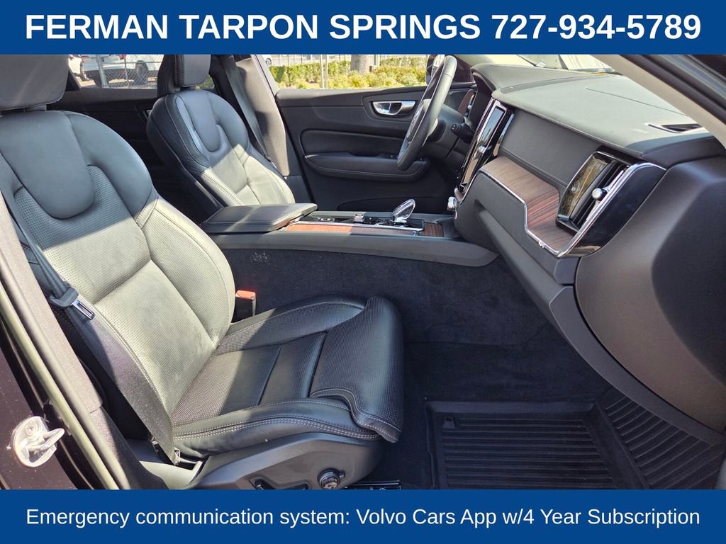 Certified 2023 Volvo XC60 B5 Ultimate w/ Protection Package Premier image 21