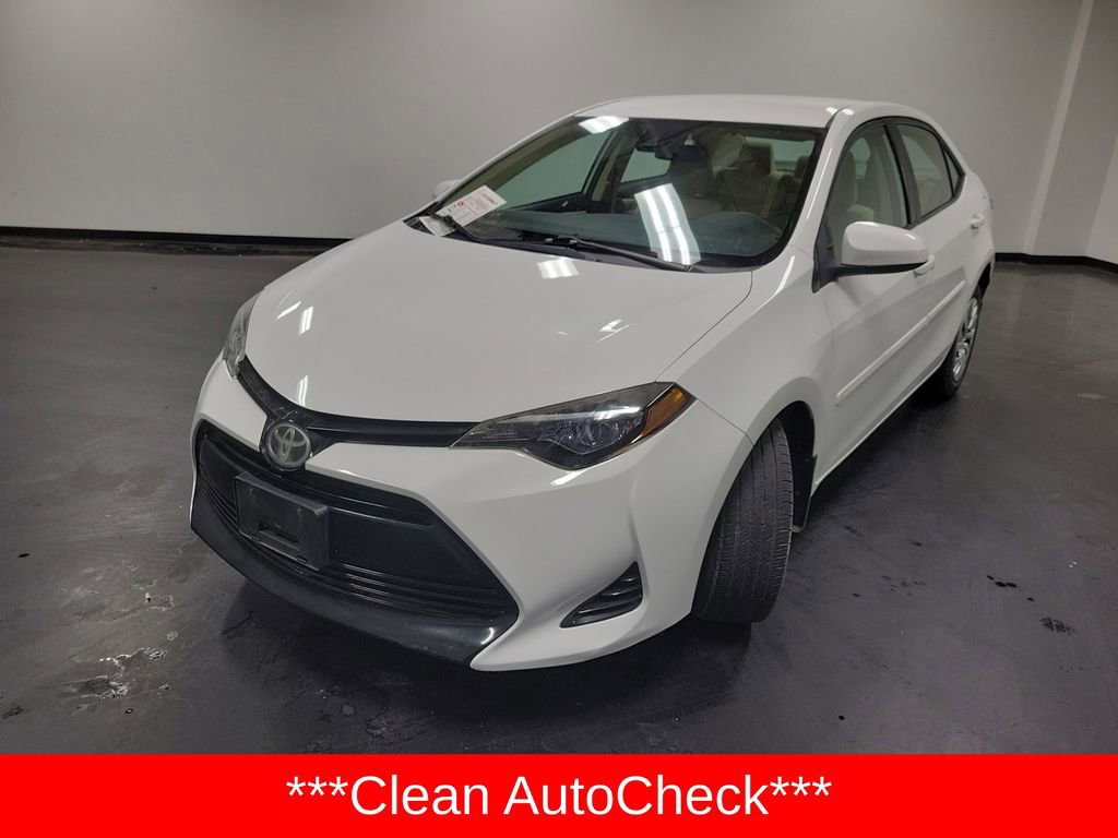 Used 2017 Toyota Corolla LE image 4