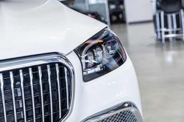 Used 2023 Mercedes-Benz Maybach GLS 600 4MATIC image 12
