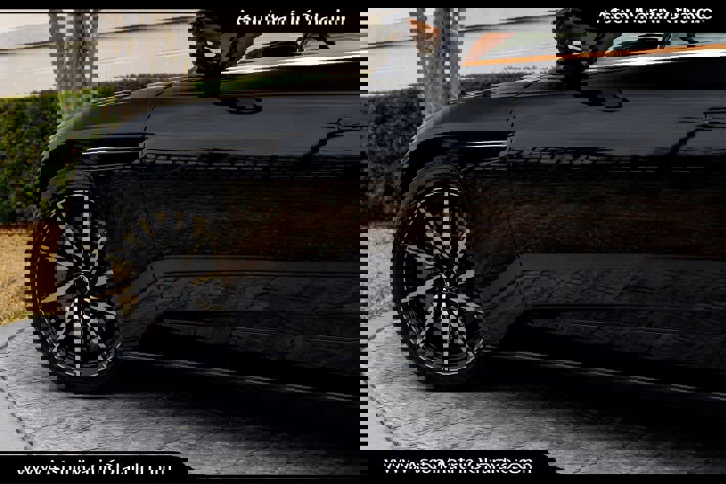 Used 2019 Aston Martin DB11 Volante image 32