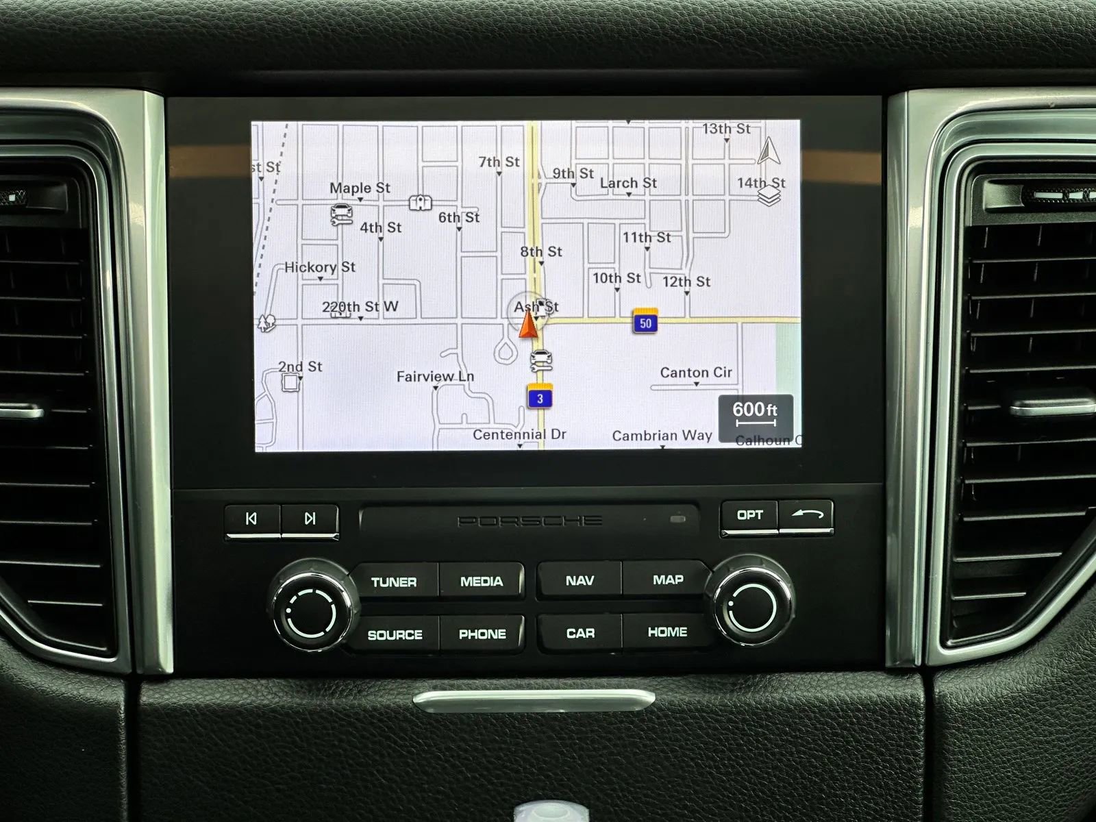 Used 2018 Porsche Macan S w/ Premium Package Plus image 21