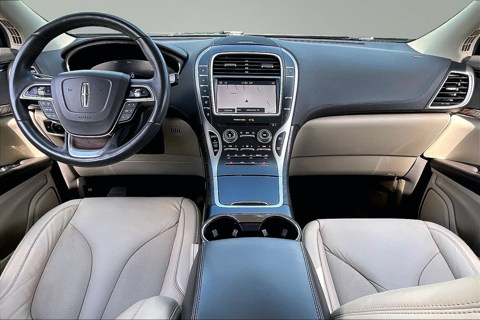 Used 2019 Lincoln Nautilus Select w/ Cargo Utility Package FWD image 14