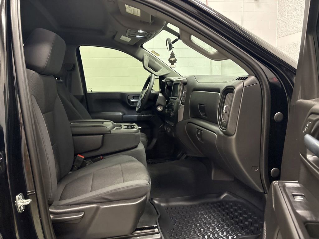 Used 2020 Chevrolet Silverado 1500 Custom Trail Boss w/ Custom Convenience Package AWD/4WD image 3