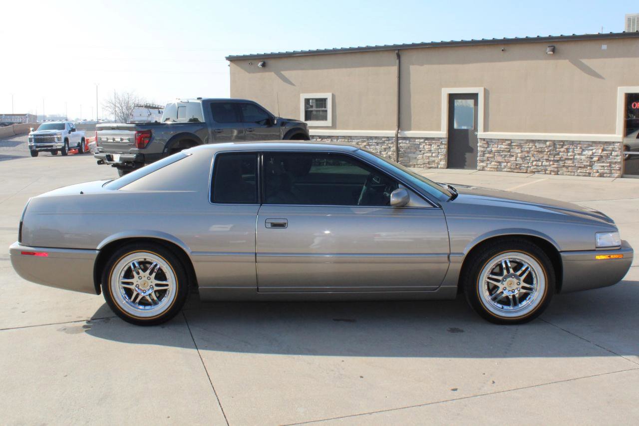 Used 2000 Cadillac Eldorado Touring image 23