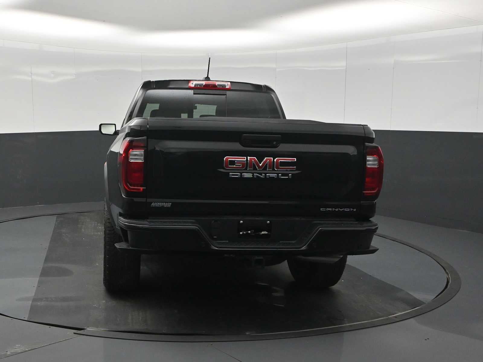 New 2026 GMC Canyon Denali AWD/4WD image 7