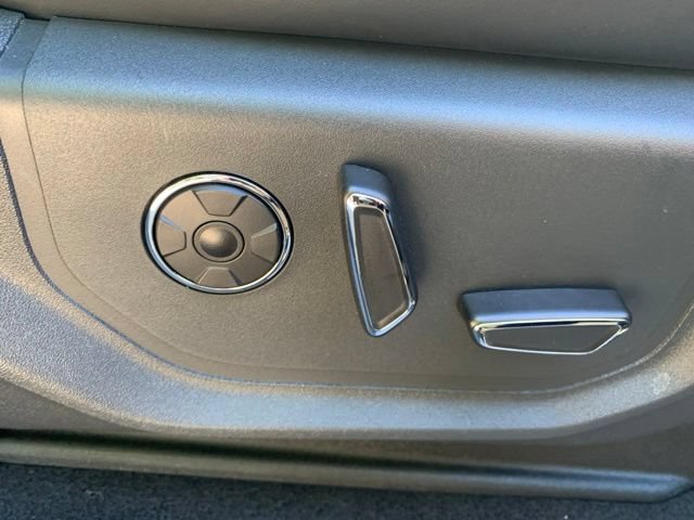 Certified 2022 Ford F350 Platinum AWD/4WD image 15