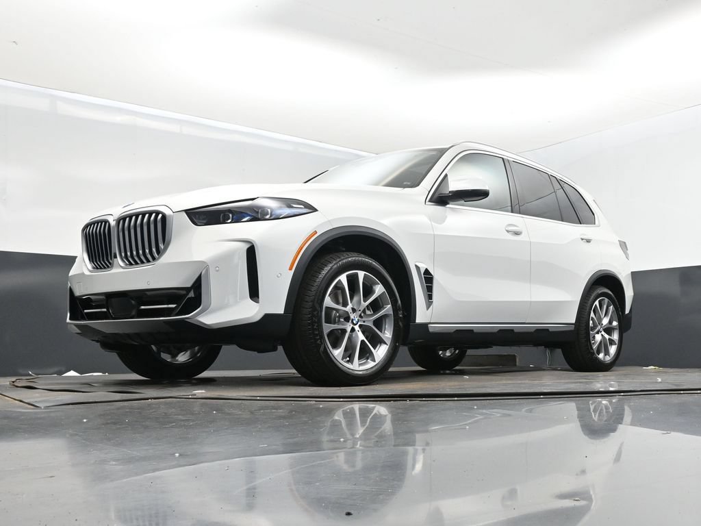 Used 2026 BMW X5 sDrive40i w/ Parking Assistance Package RWD image 36
