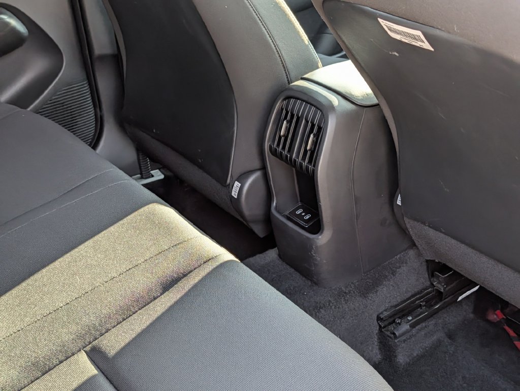 Used 2025 Hyundai Kona SEL AWD/4WD image 31