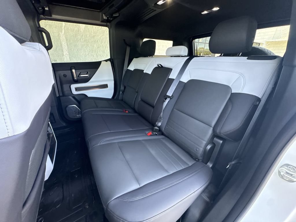 Certified 2025 GMC Hummer EV 3X AWD/4WD image 26