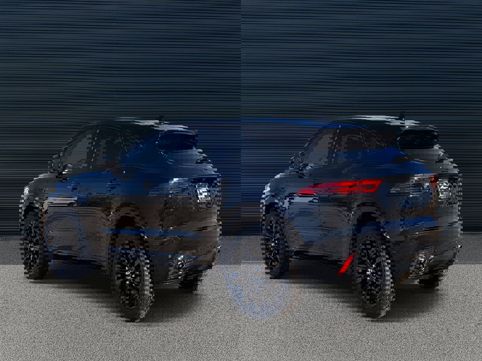 Used 2024 Jaguar E-PACE R-Dynamic SE image 7