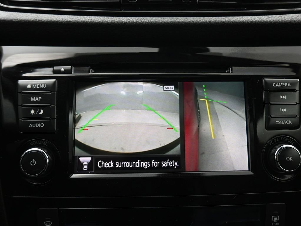 Used 2022 Nissan Rogue Sport SL w/ Premium Package image 20