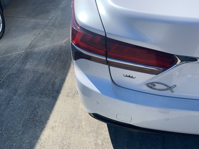 Used 2018 Lexus LS 500 w/ Interior Upgrade Package image 7