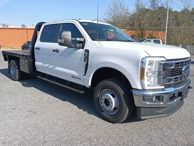 New 2026 Ford F350 XL w/ XL Chrome Package image 1