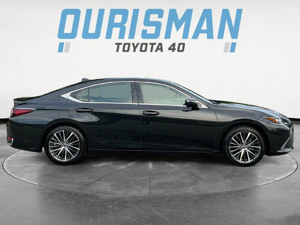 Used 2023 Lexus ES 300h w/ Premium Package FWD image 8
