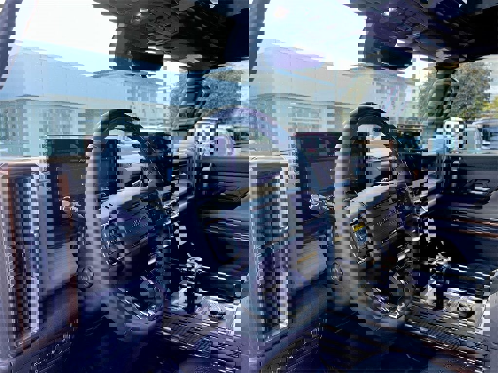 New 2025 GMC Hummer EV 2X image 10