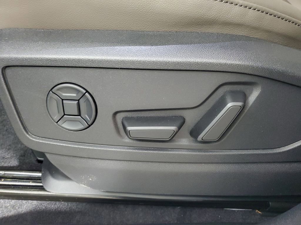New 2026 Audi Q5 Premium AWD/4WD image 21