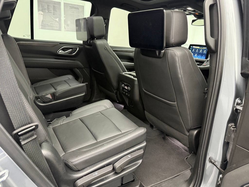 Used 2023 Chevrolet Tahoe Z71 w/ Z71 Off-Road Package AWD/4WD image 36