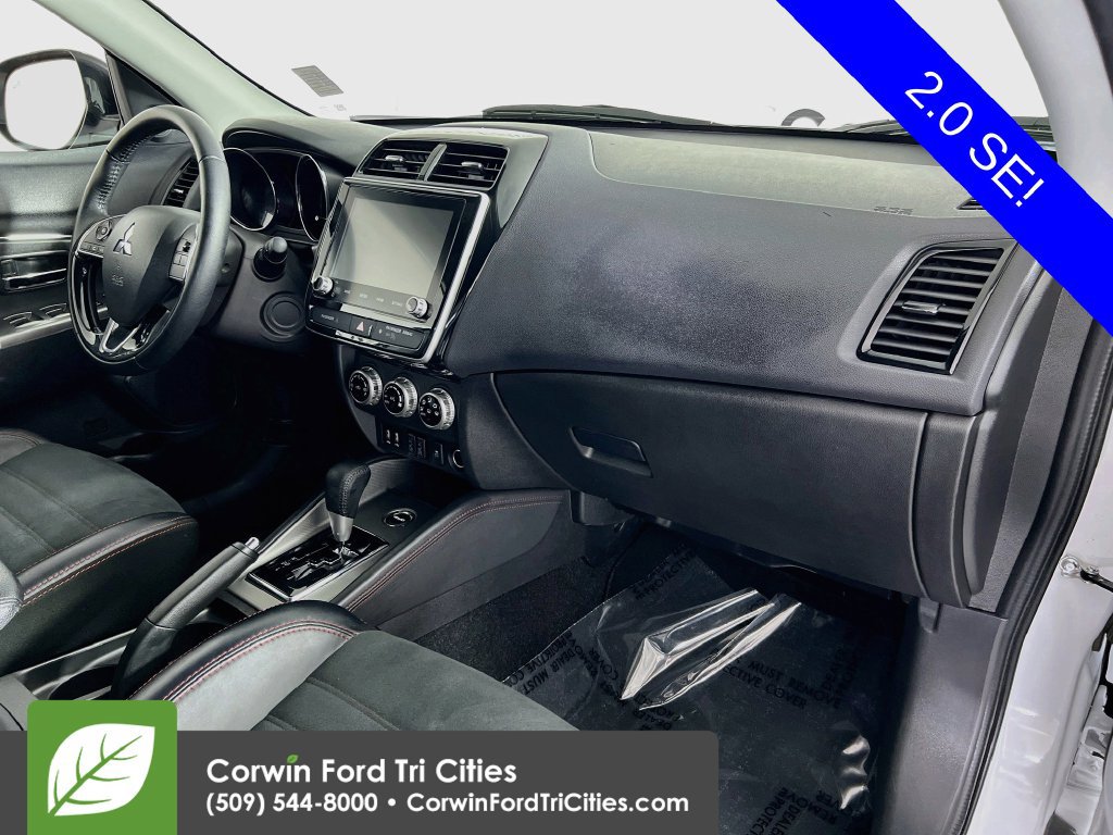 Used 2025 Mitsubishi Outlander Sport SE AWD/4WD image 27