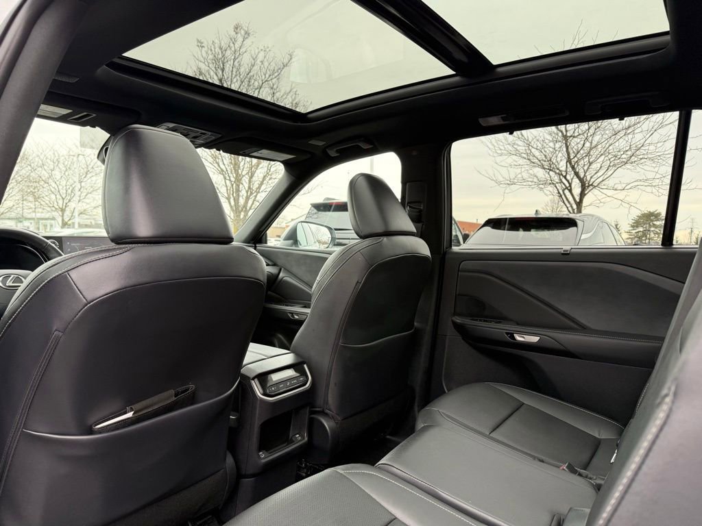 Used 2025 Lexus TX 350 AWD w/ Technology Package image 17
