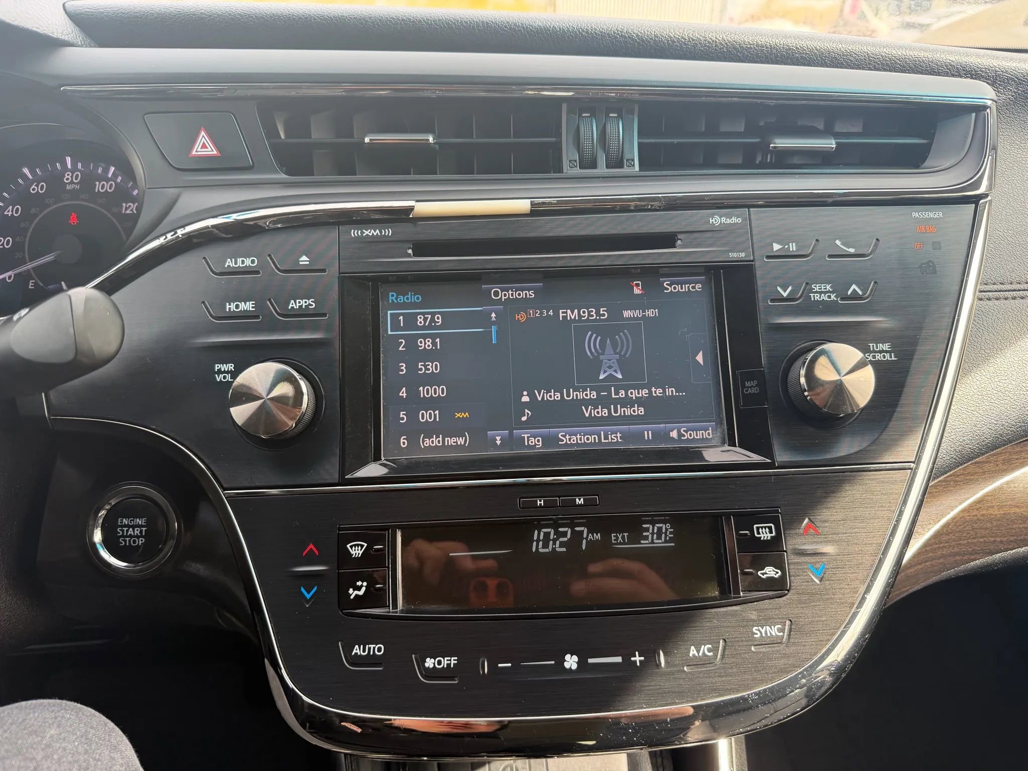 Used 2016 Toyota Avalon XLE Premium image 24