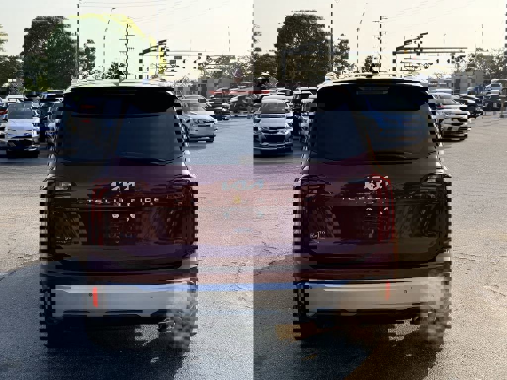 Certified 2024 Kia Telluride S w/ S Sunroof Package image 6