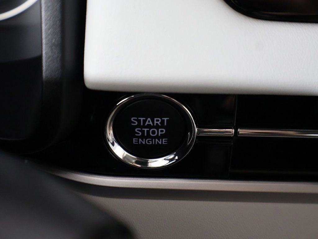 New 2025 Mitsubishi Outlander SE AWD/4WD image 40