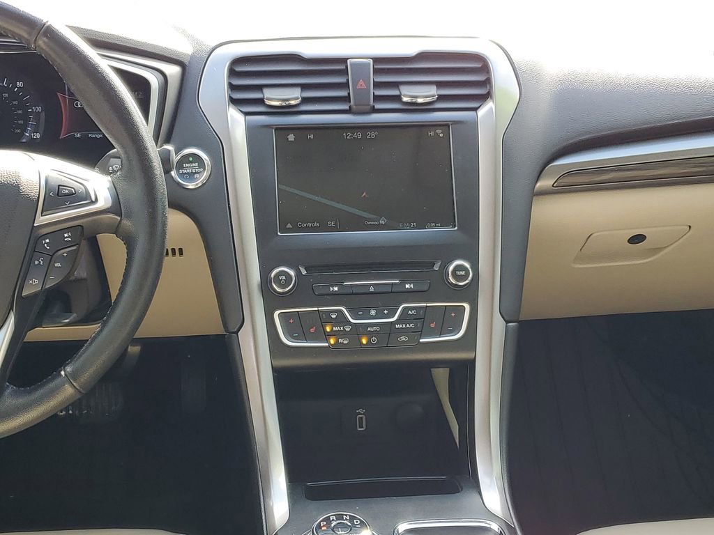 Used 2017 Ford Fusion Energi SE image 29