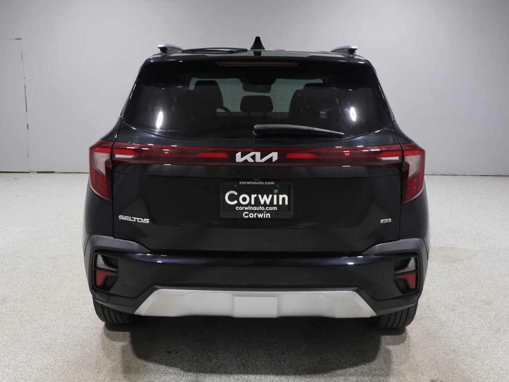Used 2024 Kia Seltos S AWD/4WD image 3